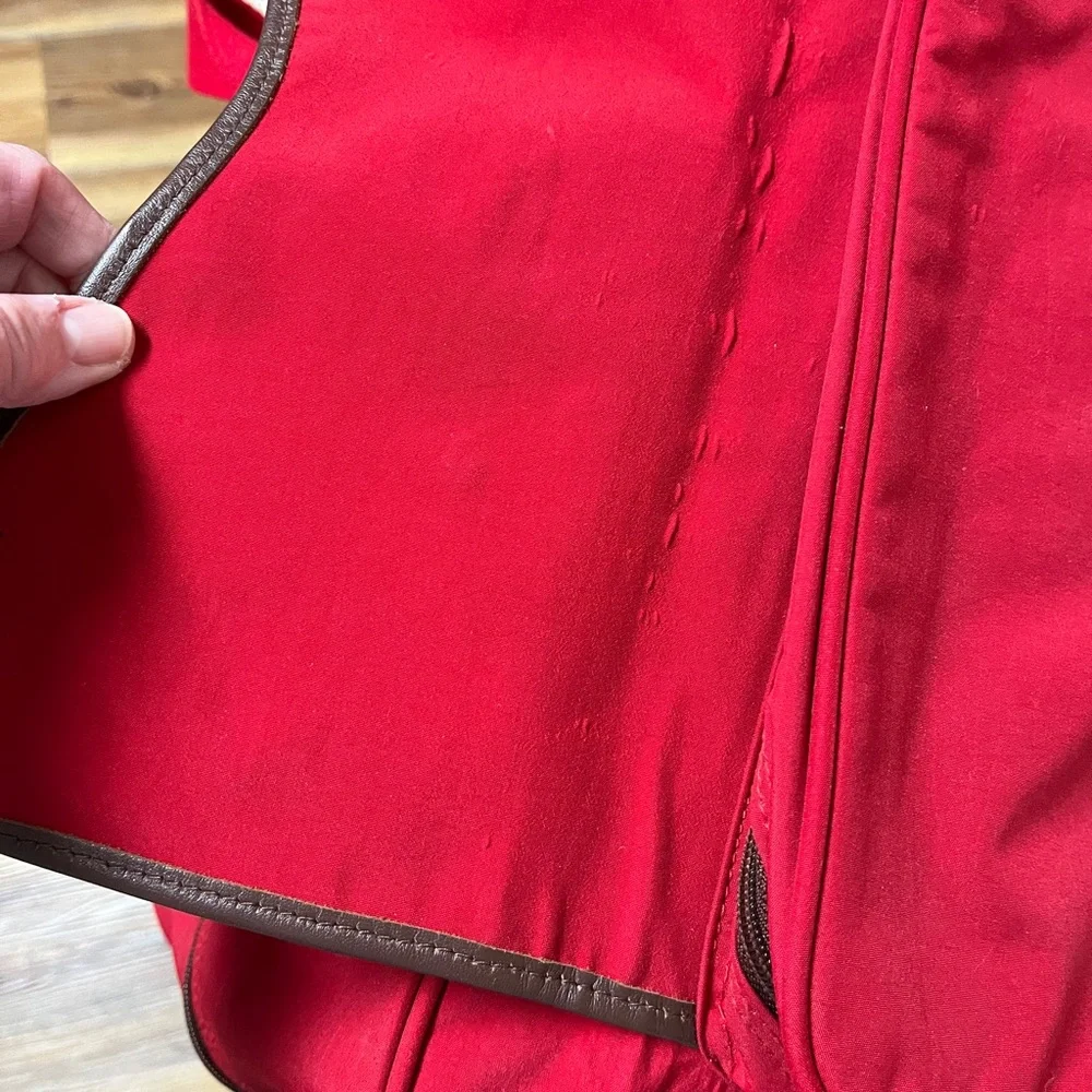 Marlboro Red & Brown Duffel Bag, GUC, clean, missing 2 buckles front flap